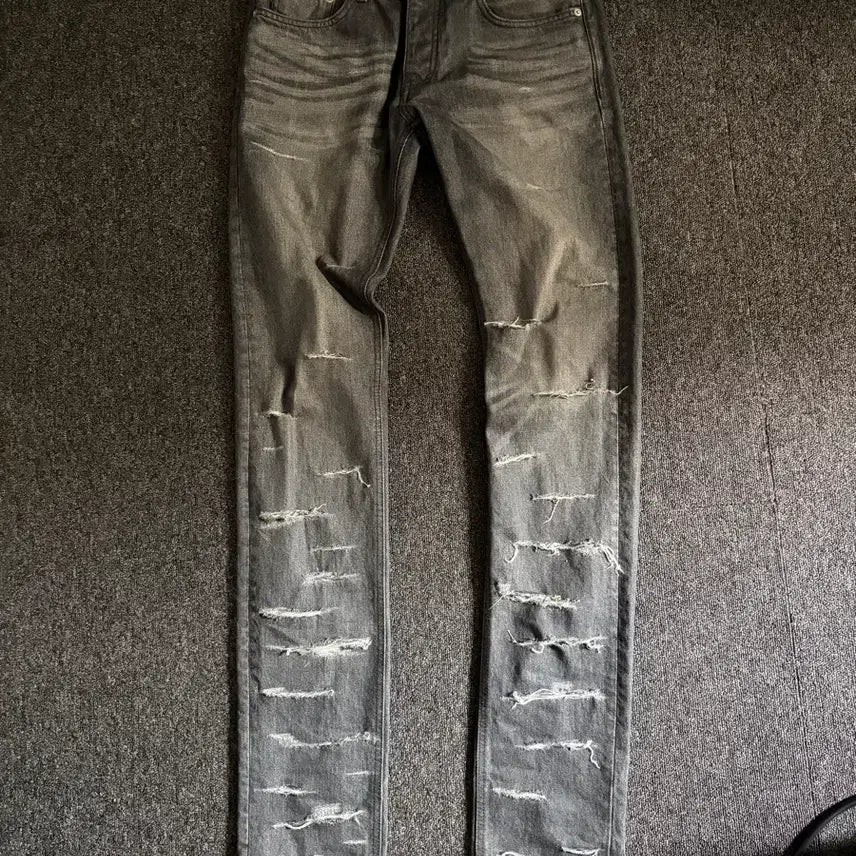 [BUNJANG] Undermycar Exedesis Diss Jeans [1] / 언더마이카 엑디시스 디스진 [1]