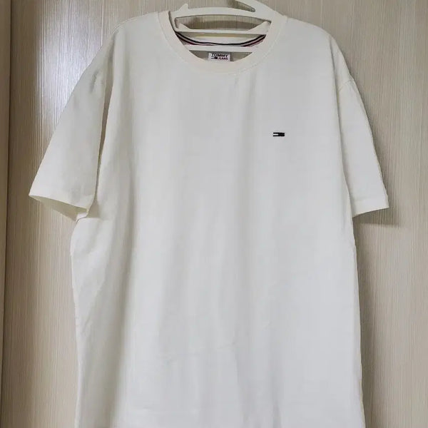 [BUNJANG] Tommy Jeans White Short Sleeve T-Shirt / 타미진스  화이트  반팔티
