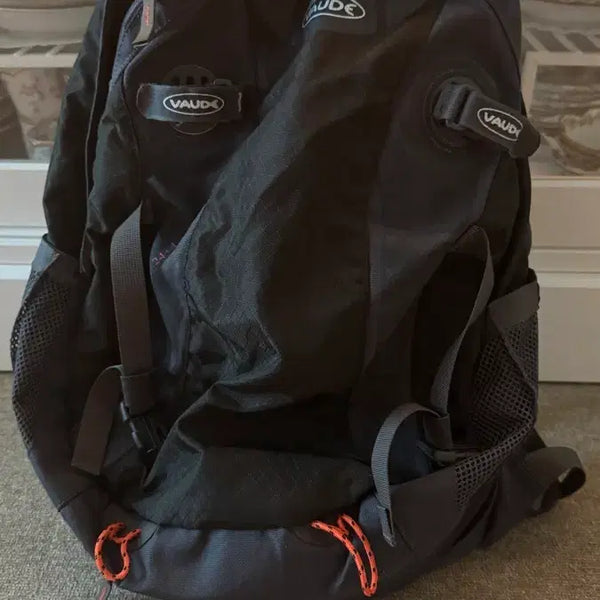 [BUNJANG] Vaude Wizard Air 24+4 Backpack Black / 바우데 백팩 검정색