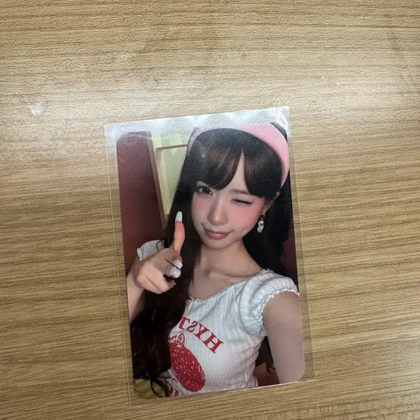 [BUNJANG] L'eSSeNNe Xena Pretty Girl Official Photocard / 리센느 제나 프리티걸 2주차 공방포카