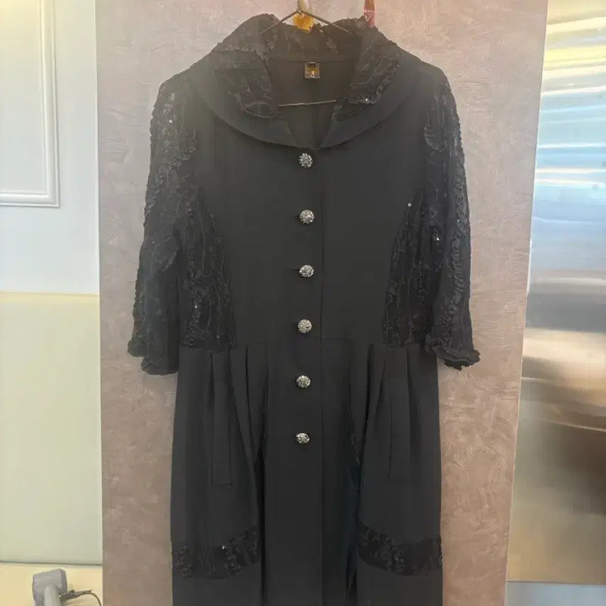 [BUNJANG] Black Lace Detail Button Jacket - Size 77 / 77 블랙. 자켓