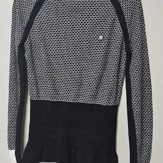 [BUNJANG] Enf Black Polar Knit / 쫀쫀한 폴라 니트