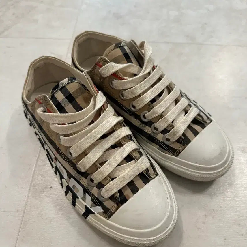 [BUNJANG] Burberry Check Sneakers / 버버리 체크 스니커즈