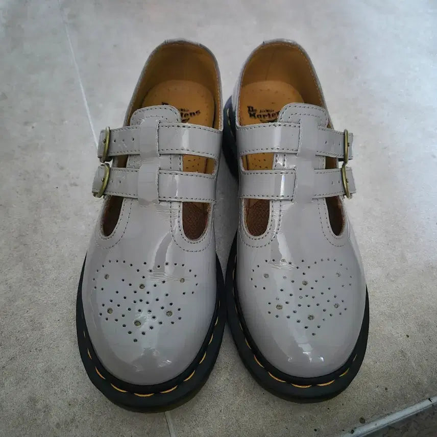 [BUNJANG] Dr. Martens Mary Jane Shoes Grey Size 37 / 닥터마틴 메리제인 슈즈 그레이 37