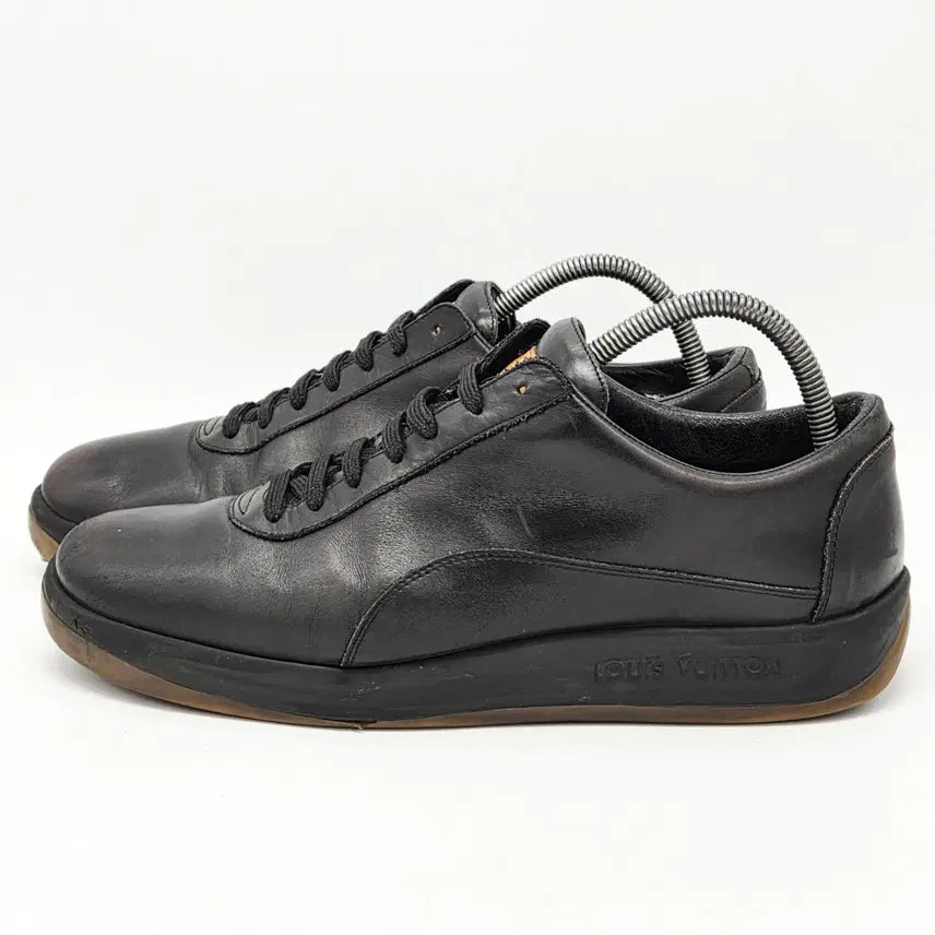 [BUNJANG] Louis Vuitton Leather Low-Top Sneakers Black / 루이비통 레더 로우탑 스니커즈 블랙 (8 1/2)