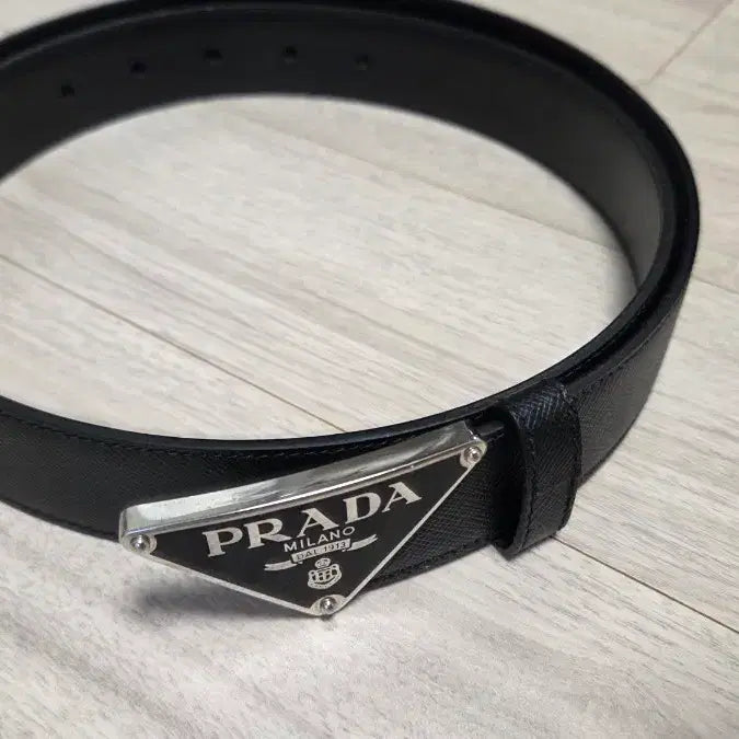 [BUNJANG] Prada Leather Belt / 프라다 벨트