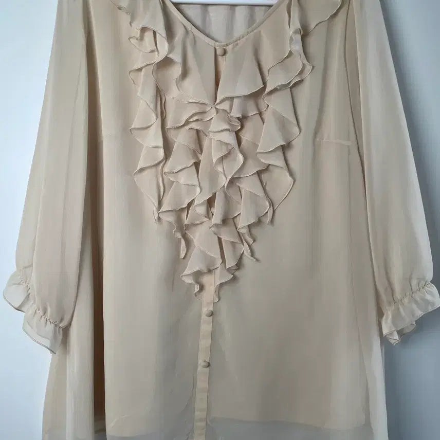 [BUNJANG] Rose Tiara Frilled Chiffon Blouse Beige / Rose Tiara 로즈티아라 프릴 시폰 칠부 블라우스 베이지