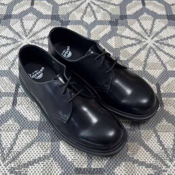 [BUNJANG] Dr. Martens Fairmarrt Polished Smooth Leather Shoes Black / (260) 닥터마틴 메이페어 폴리쉬드 스무스 레더 슈즈 블랙