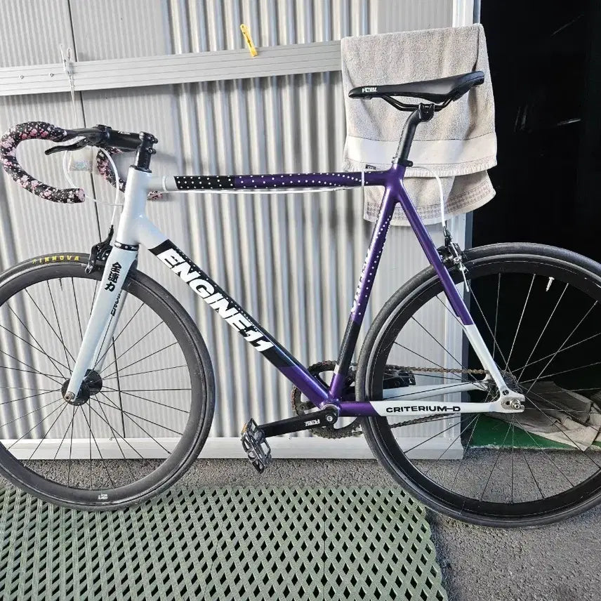 [BUNJANG] Engine 11 Crit.D Eggplant XL Frame with Unknown Carbon Handlebars / 엔진11 크릿디 에그플랜트