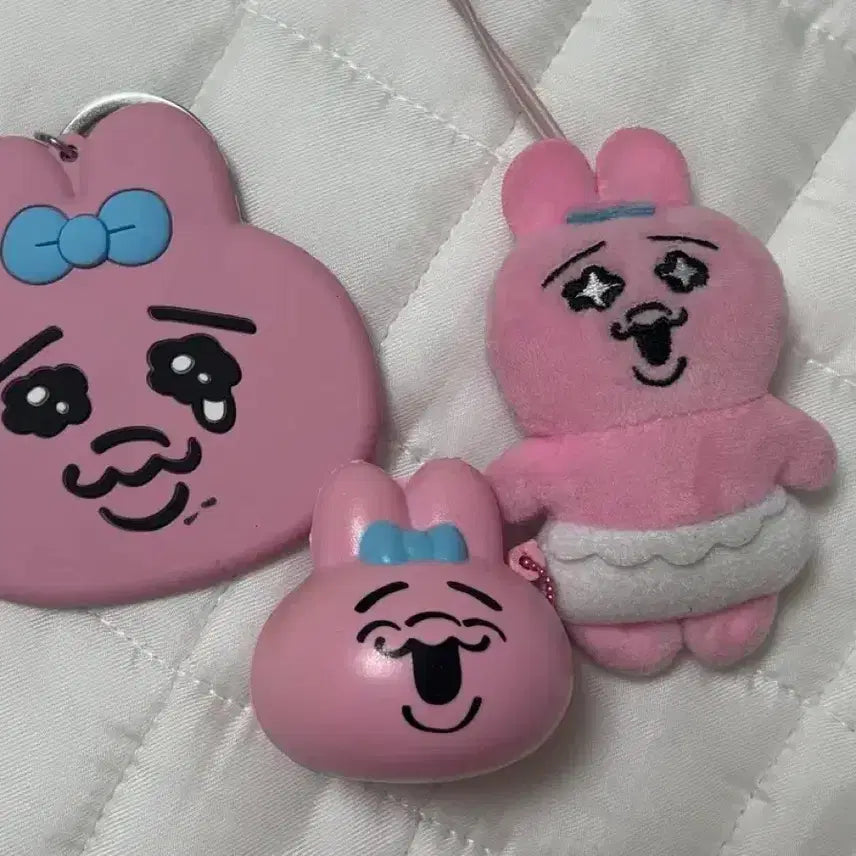 [BUNJANG] Japanese Gachapon Plush Toy & Squeeze Keychain Set / 일본 가챠에서 뽑은 인형과 스퀴시키링 판매합니다 !