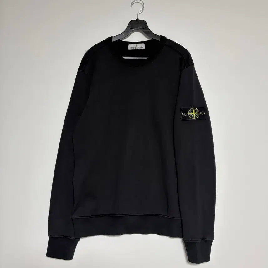 [BUNJANG] Stone Island Badge Crewneck Sweatshirt Black L / 스톤아일랜드 맨투맨