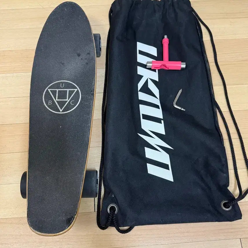 [BUNJANG] Unknown Cruising Board 333 Limited Edition / (가방+랜치 포함) 언노운 크루저보드 333 limited edition