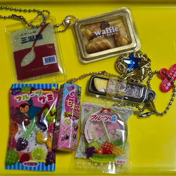 [BUNJANG] Food Gacha Jelly Waffle Sugar Miniature Cake Keychain Bundle Set / 음식가챠  젤리가챠  와플가챠  설탕가챠 조각케이크 가챠 키링 일괄