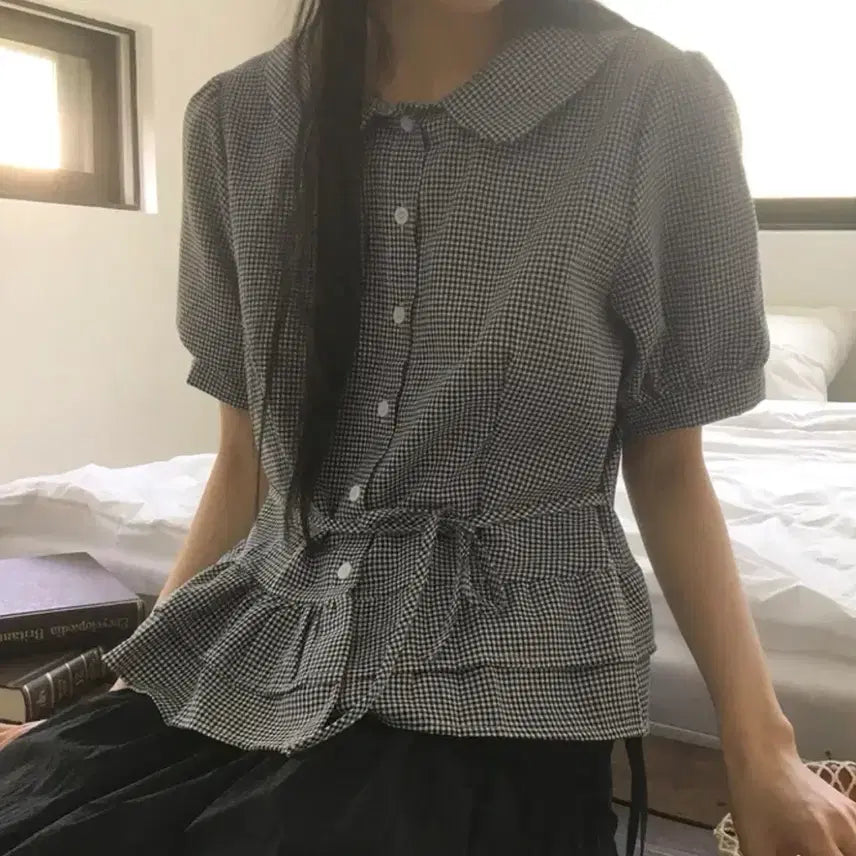 [BUNJANG] Wanderwonder Round Collar Frill Puff Blouse / 원더원더 - 사온 라운드 카라 프릴 퍼프 블라우스