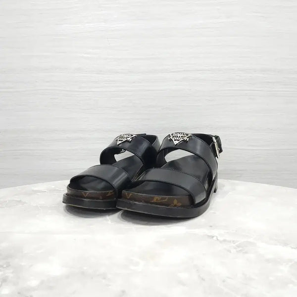 [BUNJANG] Louis Vuitton Metal Logo Flat Comfort Mule Sandals / 38 / 루이비통 메탈 로고 플랫 컴포트 뮬 샌들