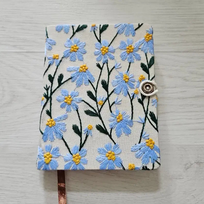 [BUNJANG] Flower Embroidered Notebook / 새제품)플라워 자수 노트