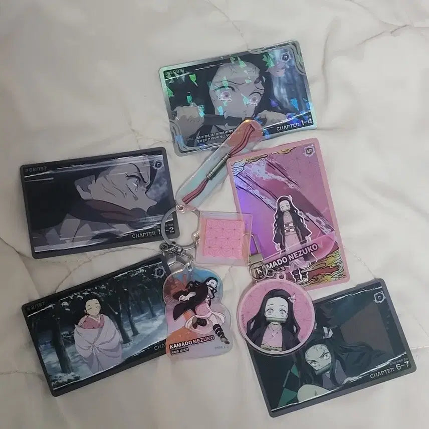 [BUNJANG] Demon Slayer Nezuko Card Keychain Set / 귀멸의 칼날 네즈코 카드 키링 세트