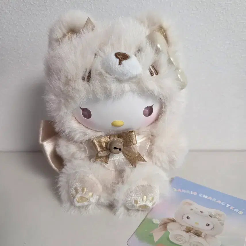 [BUNJANG] Sanrio Miniso Fox Island Hello Kitty Authentic Plush Doll / 산리오 미니소 폭스아일랜드 헬로키티 정품