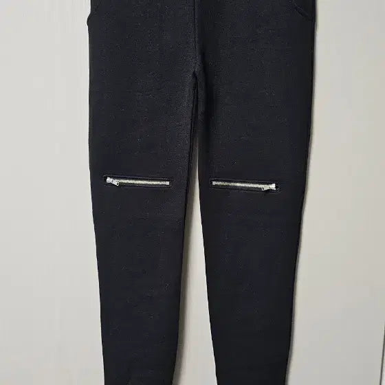 [BUNJANG] Black Zip-Up Jogger Pants / 기모 집업 조거 팬츠 블랙
