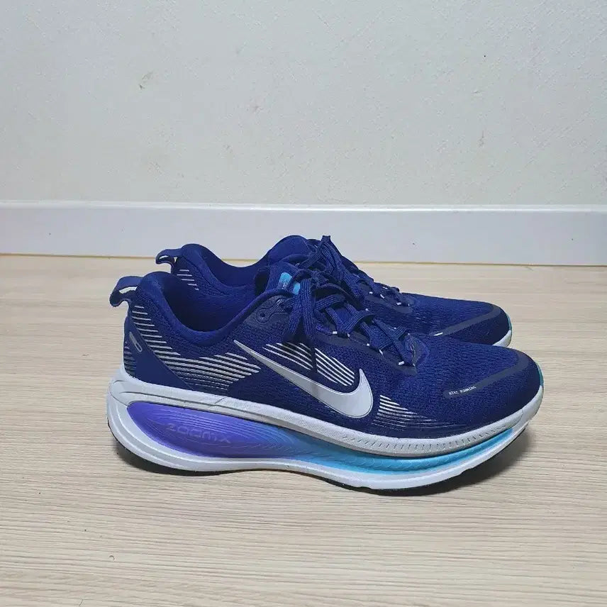 [BUNJANG] Nike Zoom Vomero 18 Sneakers / 나이키 줌 보메로 18 운동화 280