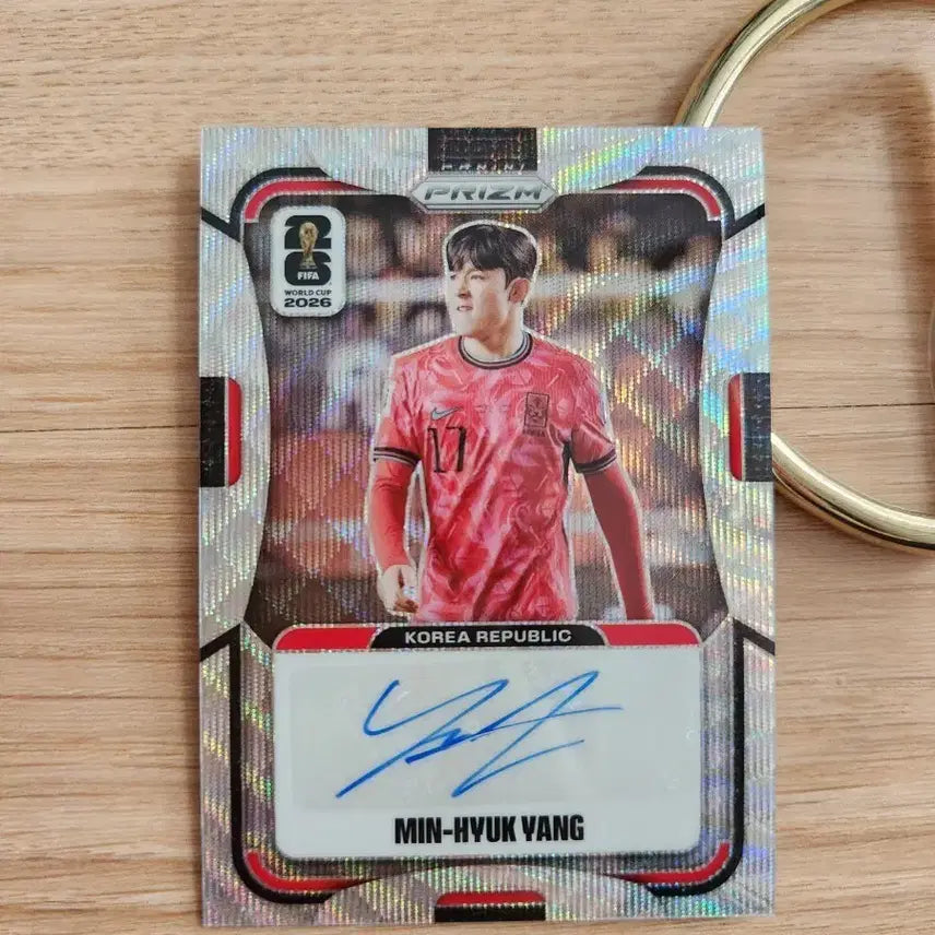 [BUNJANG] Panini FIFA World Cup Son Heung-min Autograph Prism Trading Card / 26파니니 피파월드컵 토트넘 양민혁 싸인오토 프리즘 축구카드