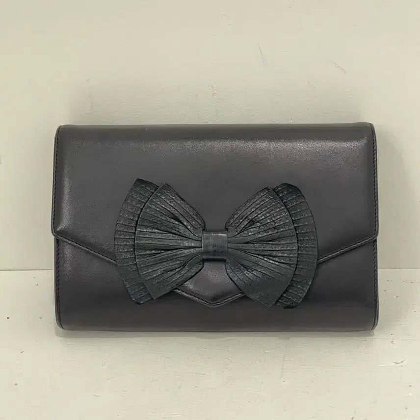 [BUNJANG] Black Ribbon Clutch Bag / 블랙 리본 클러치