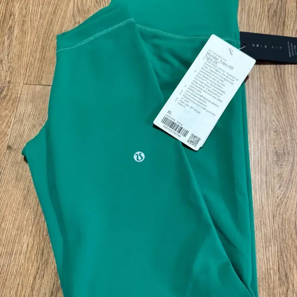 [BUNJANG] Lululemon Wonder Train Leggings 24" XL / [새상품] 룰루레몬 원더트레인 레깅스 24 xl사이즈 팝니다.