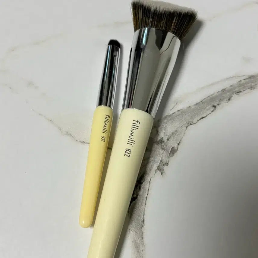 [BUNJANG] Fillimilli Foundation & Lip Brush Set / 필리밀리 파운데이션&립 브러쉬 세트