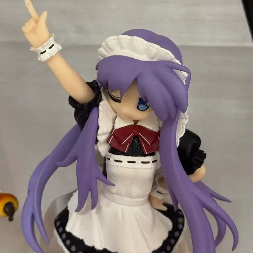 [BUNJANG] Lucky Star Kagami Hiiragi Maid Figure / 러키스타 카가미 메이드 피규어