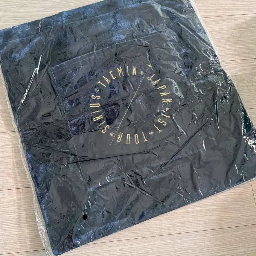 [BUNJANG] Taemin Sirius Tour Japan Velvet Eco Bag (Sealed) / 태민 시리우스 투어 일본 벨벳 에코백 미개봉