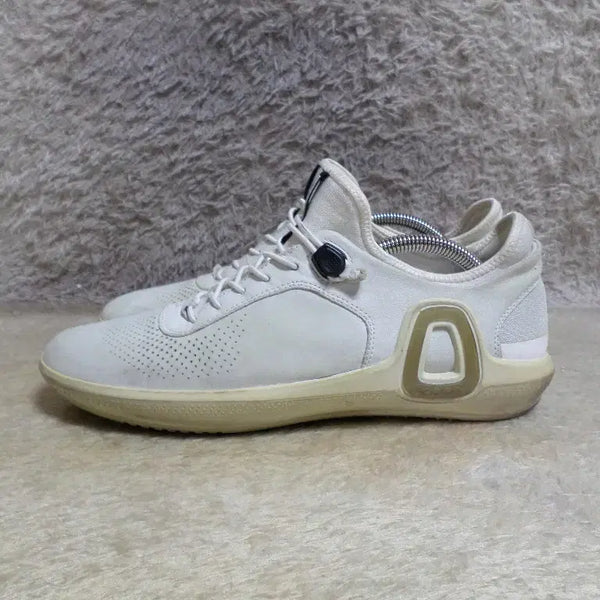 [BUNJANG] Ecco Danish Design Sneakers (260mm) / 후루룩구제2 265 에코 ecco 대니쉬 디자인 운동화 스니커즈260724