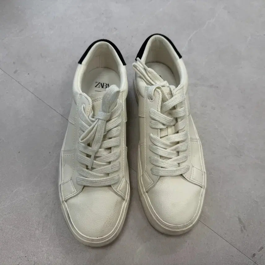 [BUNJANG] Zara Animal Print Detail Sneakers - Size 39 / 자라 스니커즈 39사이즈