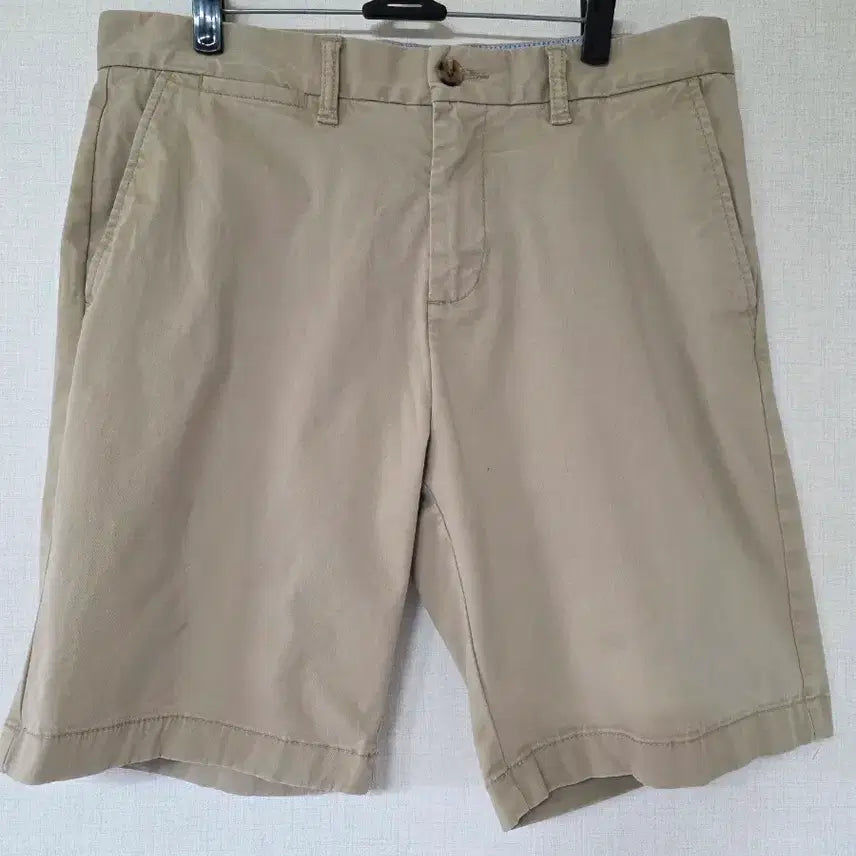 [BUNJANG] Tommy Hilfiger Beige Cotton Shorts / 타미힐거 베이지색 면 반바지