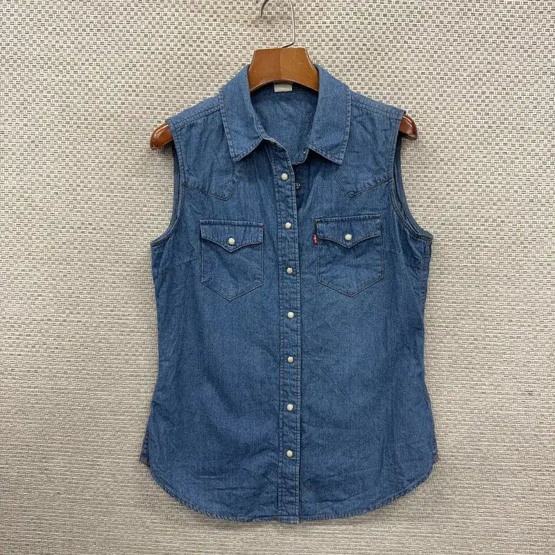 [BUNJANG] Levi's Sleeveless Shirt (Size S) / 리바이스 민소매 셔츠 S D09786