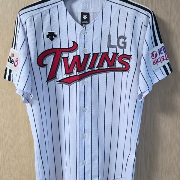 [BUNJANG] Descente LG Twins Baseball Jersey Retro Size 105 / (착샷) 데상트 LG 트윈스 유니폼 야구 져지 레트로