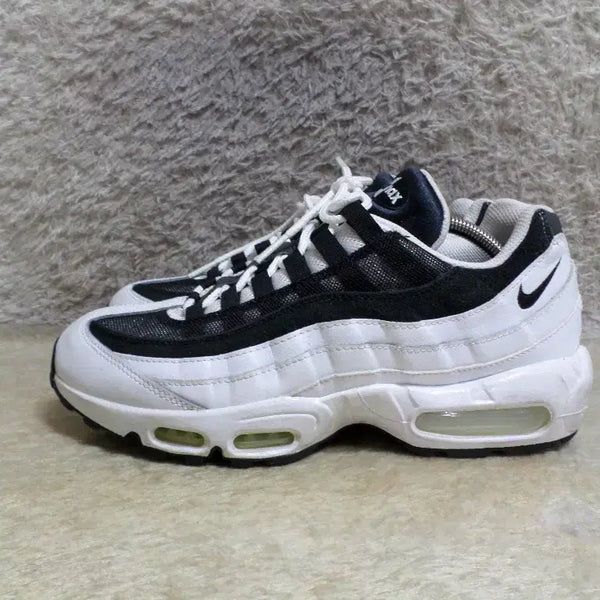 [BUNJANG] Nike Air Max 95 Yin Yang Pack White Sneakers / 후루룩구제2 270 나이키 에어맥스95 음양팩 화이트 운동화260724