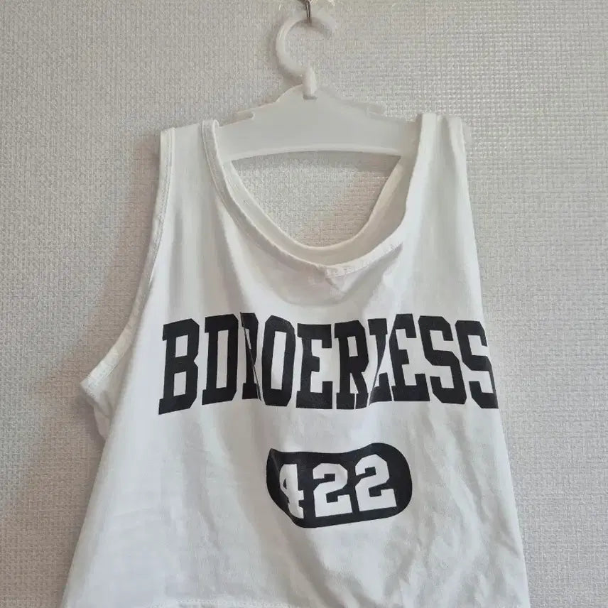[BUNJANG] Sleeveless T-Shirt White / 민소매 티셔츠