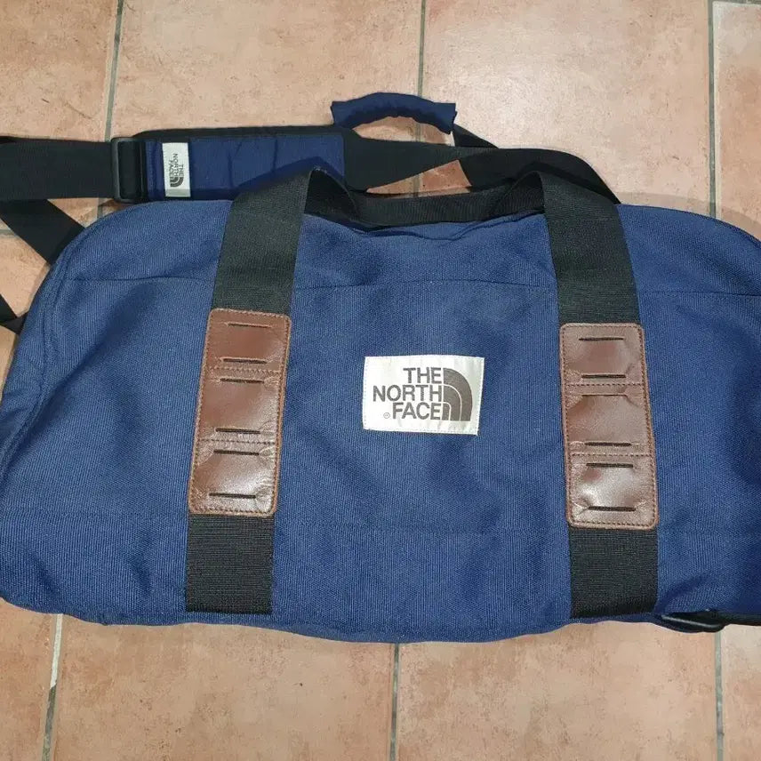 [BUNJANG] The North Face Rio Duffel Bag Backpack 3-Way Navy / 노스페이스 리오 더플백 백팩 겸용 가방 (네이비)
