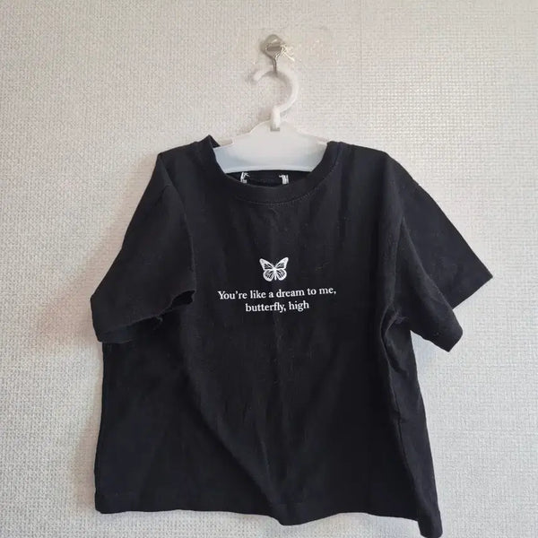 [BUNJANG] Butterfly Print Black Cropped T-Shirt / 나비 프린팅 블랙 반팔 티셔츠 크롭