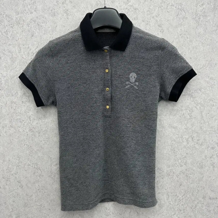 [BUNJANG] Mark &ロナ Golf Women's Short Sleeve Polo Shirt with Collar Point / 90 마크앤로나 골프 여자 비즈 카라포인트 반팔 카라티
