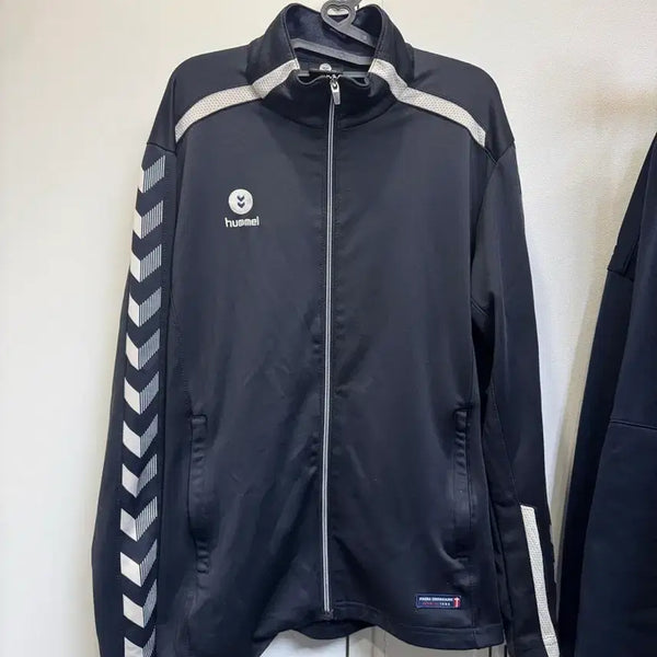 [BUNJANG] Hummel Jeju Taekwondo Zip-Up Jacket / 제주특별자치도 대표 태권도 집업