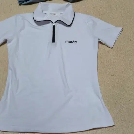 [BUNJANG] Macky Short-Sleeve Polo Shirt White / (새상품)마키 반팔 카라티 화이트