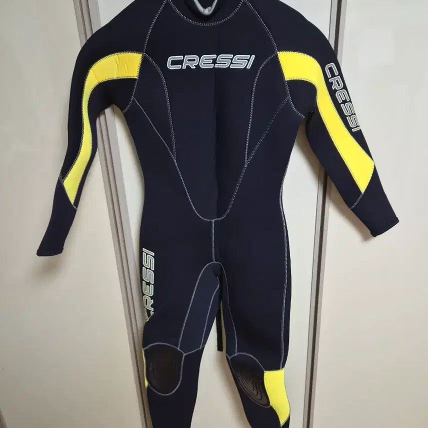 [BUNJANG] Cressi Wetsuit Black & Yellow / 크레시 웻 슈트 블랙 앤 옐로우
