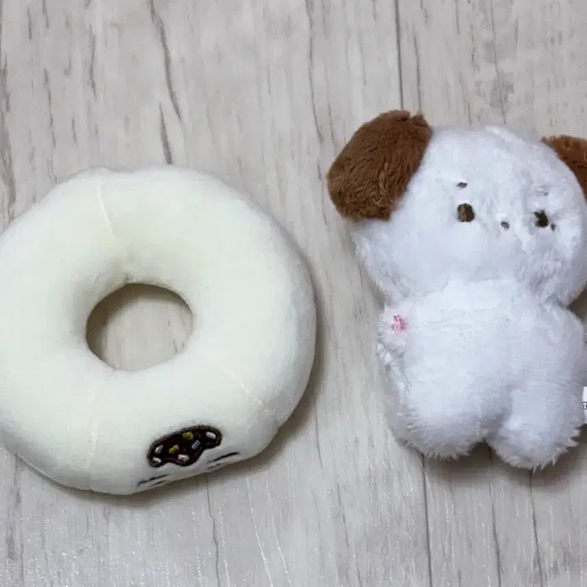 [BUNJANG] BOYNEXTDOOR Riwoo Doll Ring Donut / 보넥도 BND 보이넥스트도어 BOYNEXTDOOR 리우 인형 링도넛, 솜리우 판매