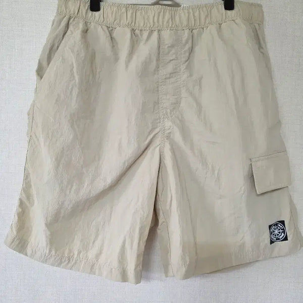 [BUNJANG] Zipper Detail Shorts Beige / 지퍼 반바지 베이지