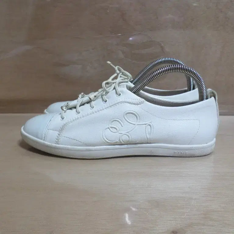 [BUNJANG] Thrift2 230 Time Sneakers Shoes / 후루룩구제2 230 타임 스니커즈 신발 260724
