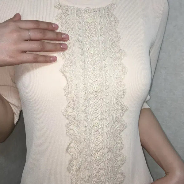 [BUNJANG] Apricot Lace Embroidery Top / 살구 레이스 자수 탑