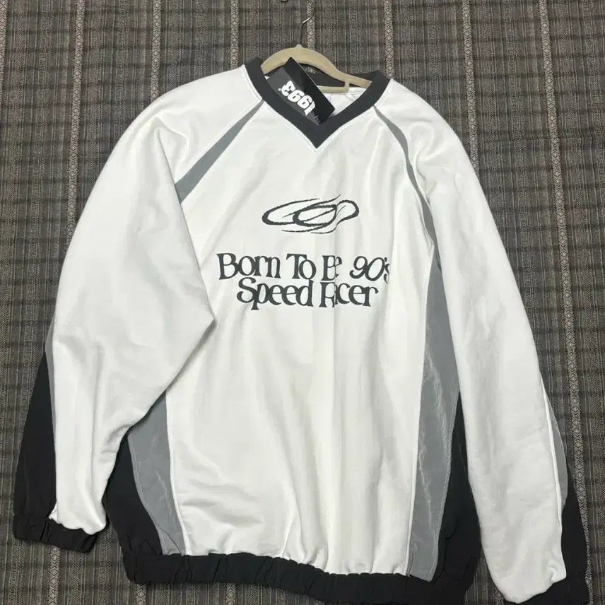 [BUNJANG] 1993 Studio Speed Racer Sweatshirt White / 1993 스튜디오 스피드레이서 맨투맨 화이트