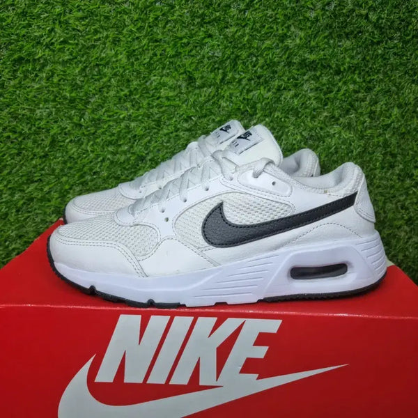 [BUNJANG] Nike Air Max Sneakers / 나이키 에어맥스 운동화 (240)