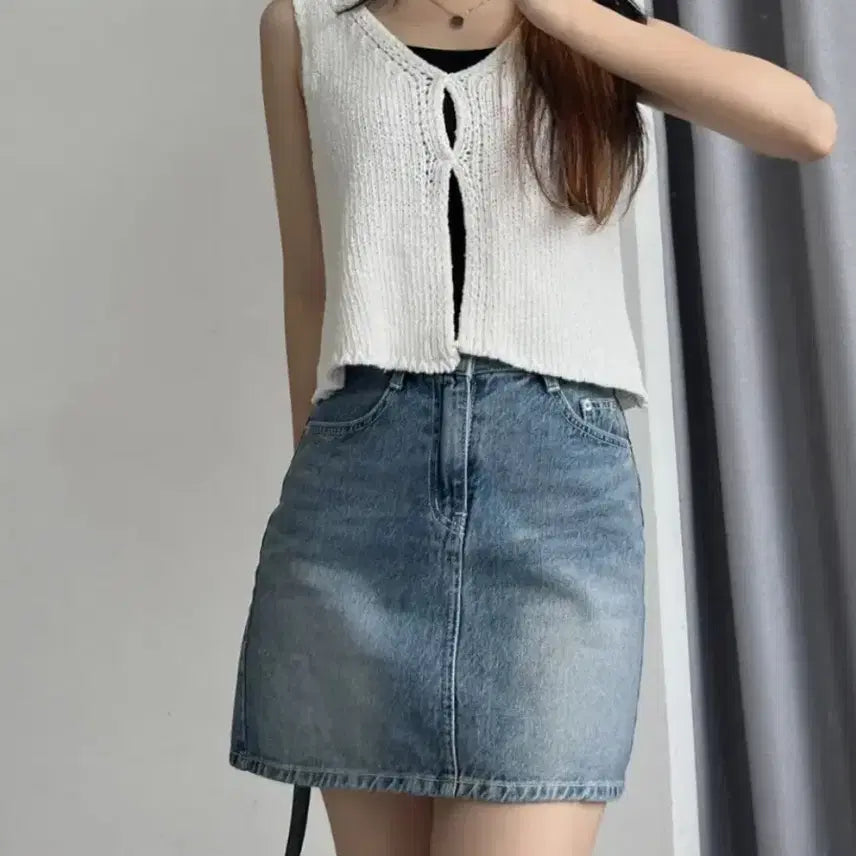 [BUNJANG] Cloze Blue Washing Denim Mini Skirt Light Blue / 클로제 블루 워싱 데님 미니 스커트 연청치마